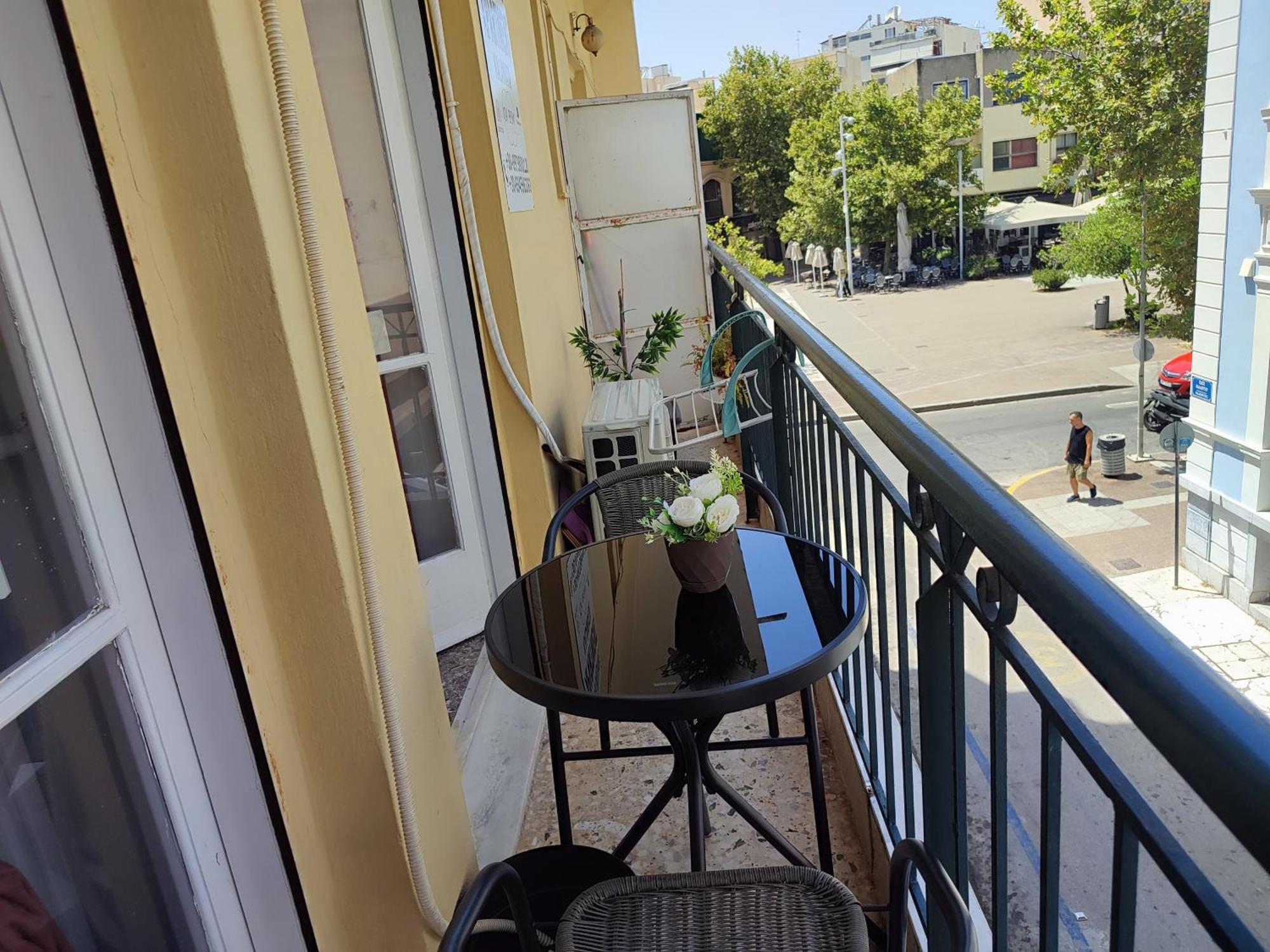 CKBSM Kalamata apartment Bagian luar foto
