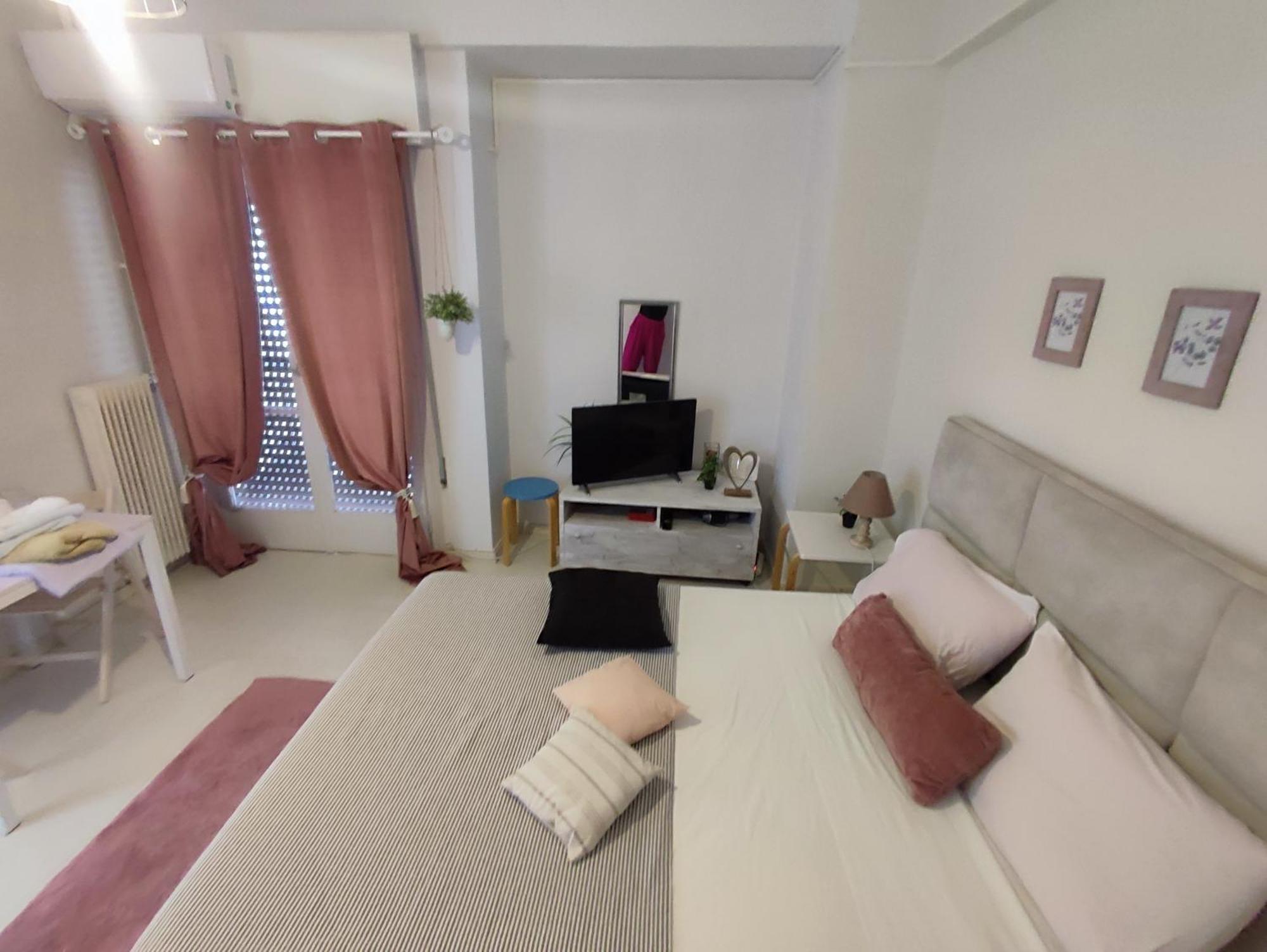CKBSM Kalamata apartment Bagian luar foto